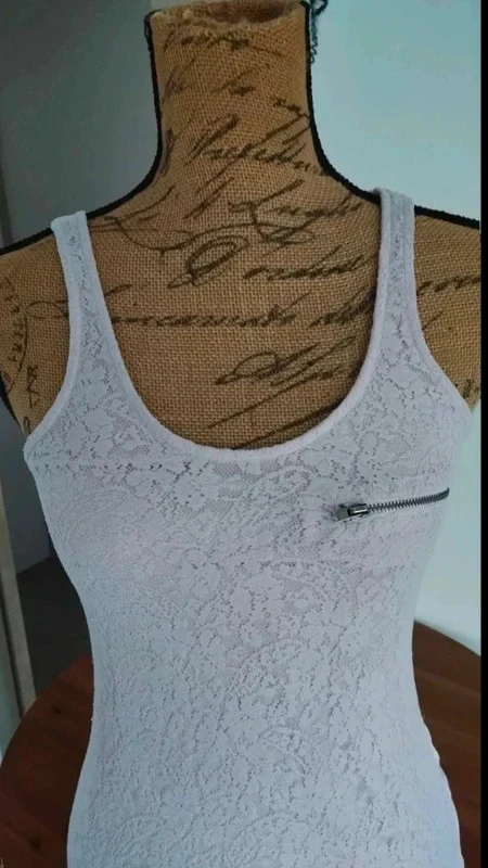 Pink lace Pimkie women's tank top - Size S - Lace effect & decorative zipper – photo 2